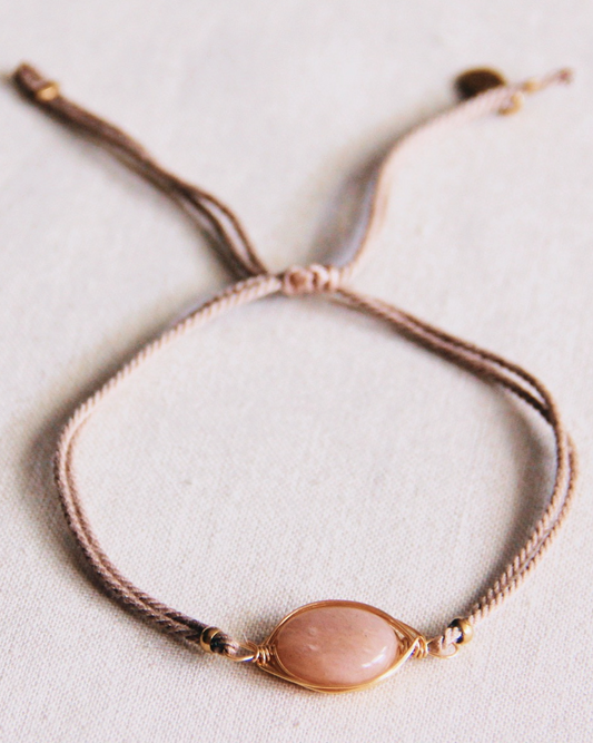 Gedraaid koord met natuursteen — lichtroze/goud