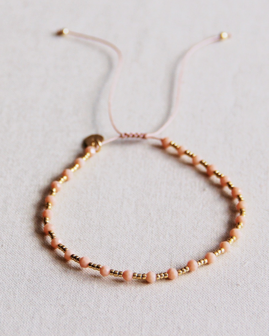 Edelsteenarmband met vergulde miyuki — perzik