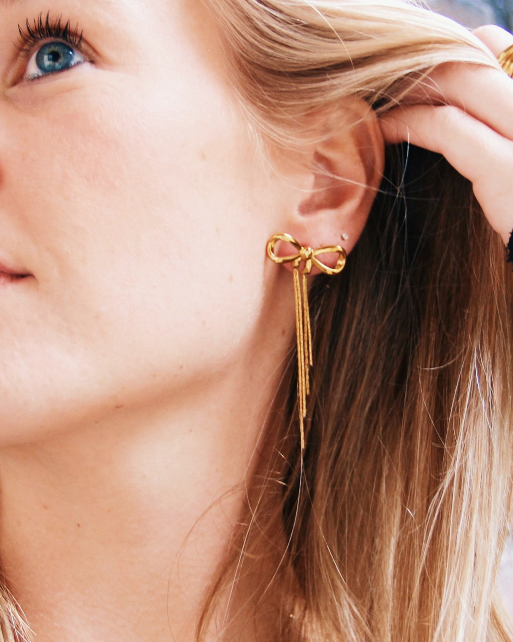 Srikknoopjes oorbellen