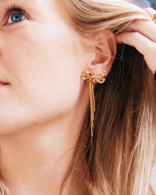 Srikknoopjes oorbellen