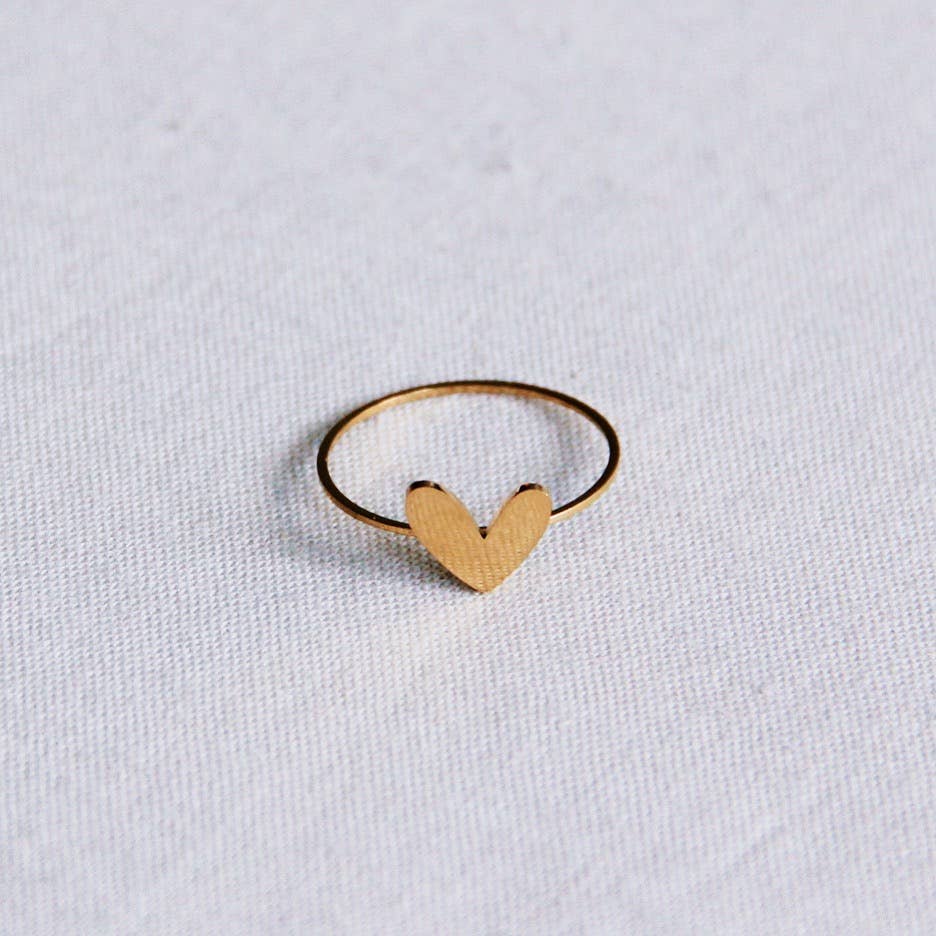 Minimalistische ring met hart - goud