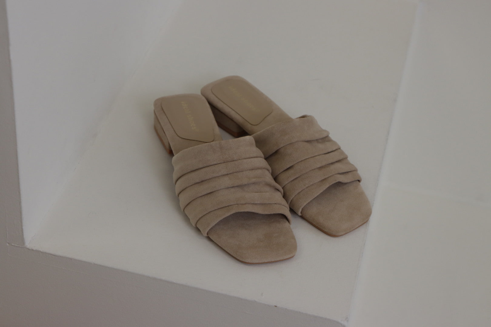 Muiltje  Lilia Beige