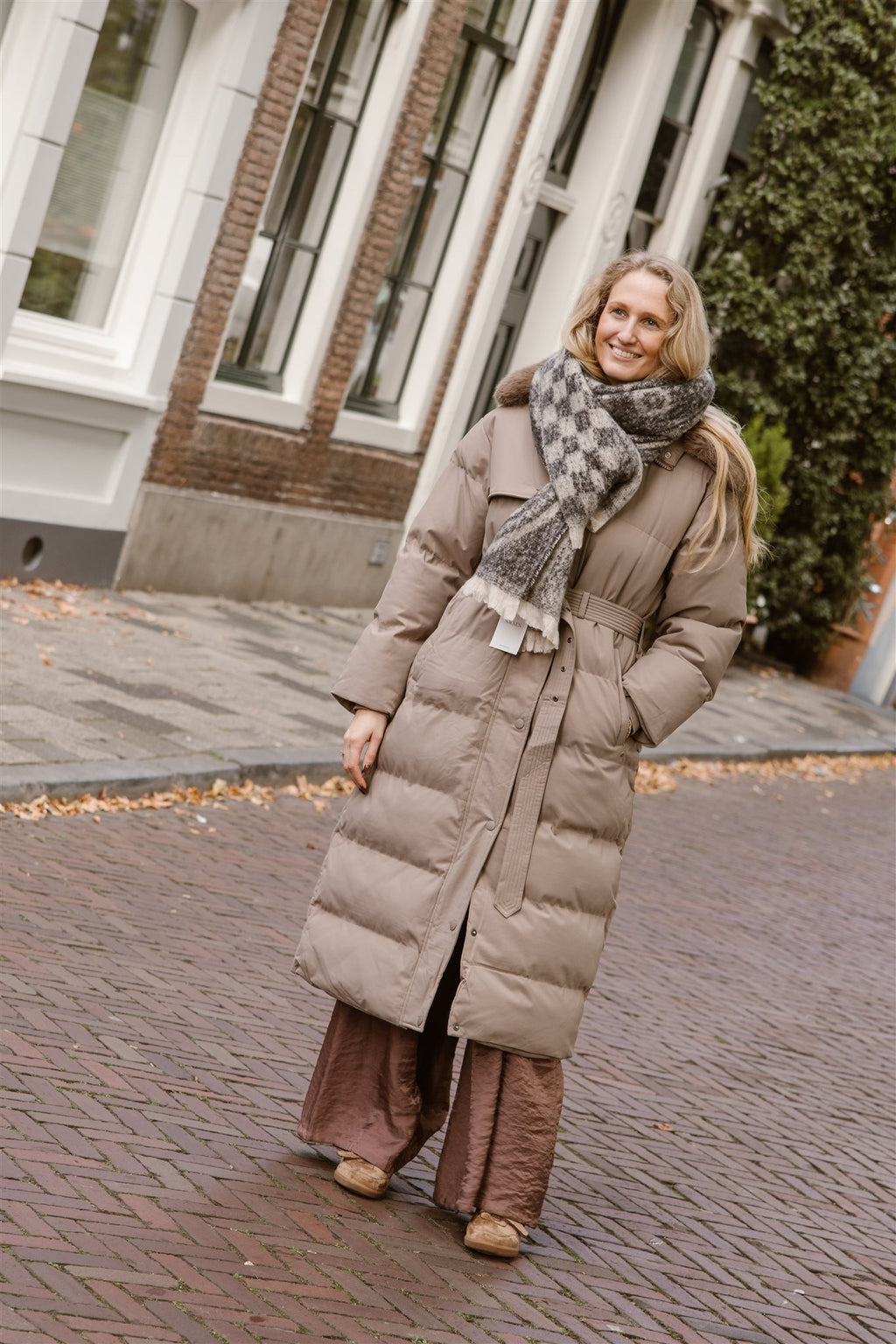 Jas Inge Taupe
