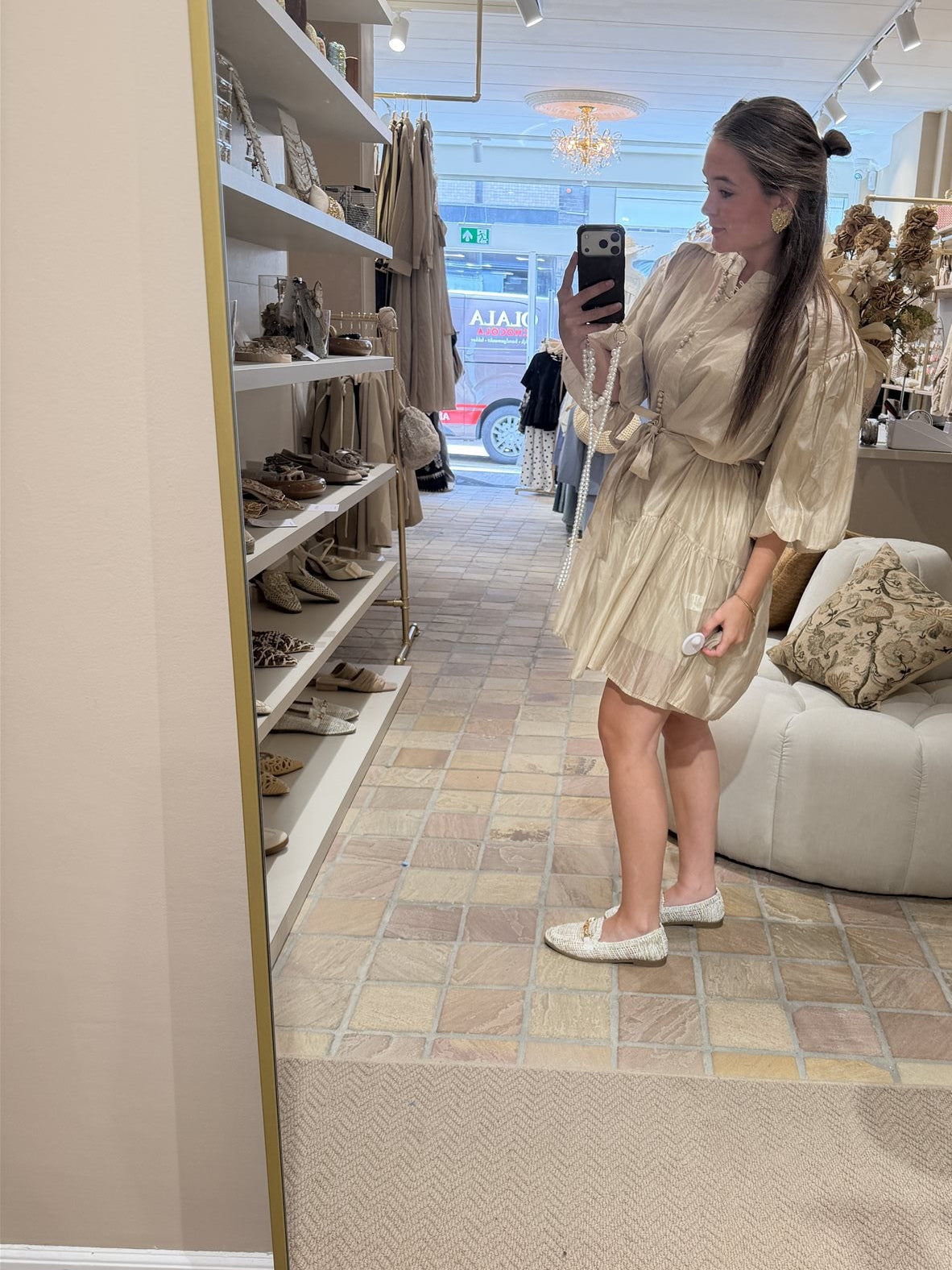 Jurk Caprielle Champagne