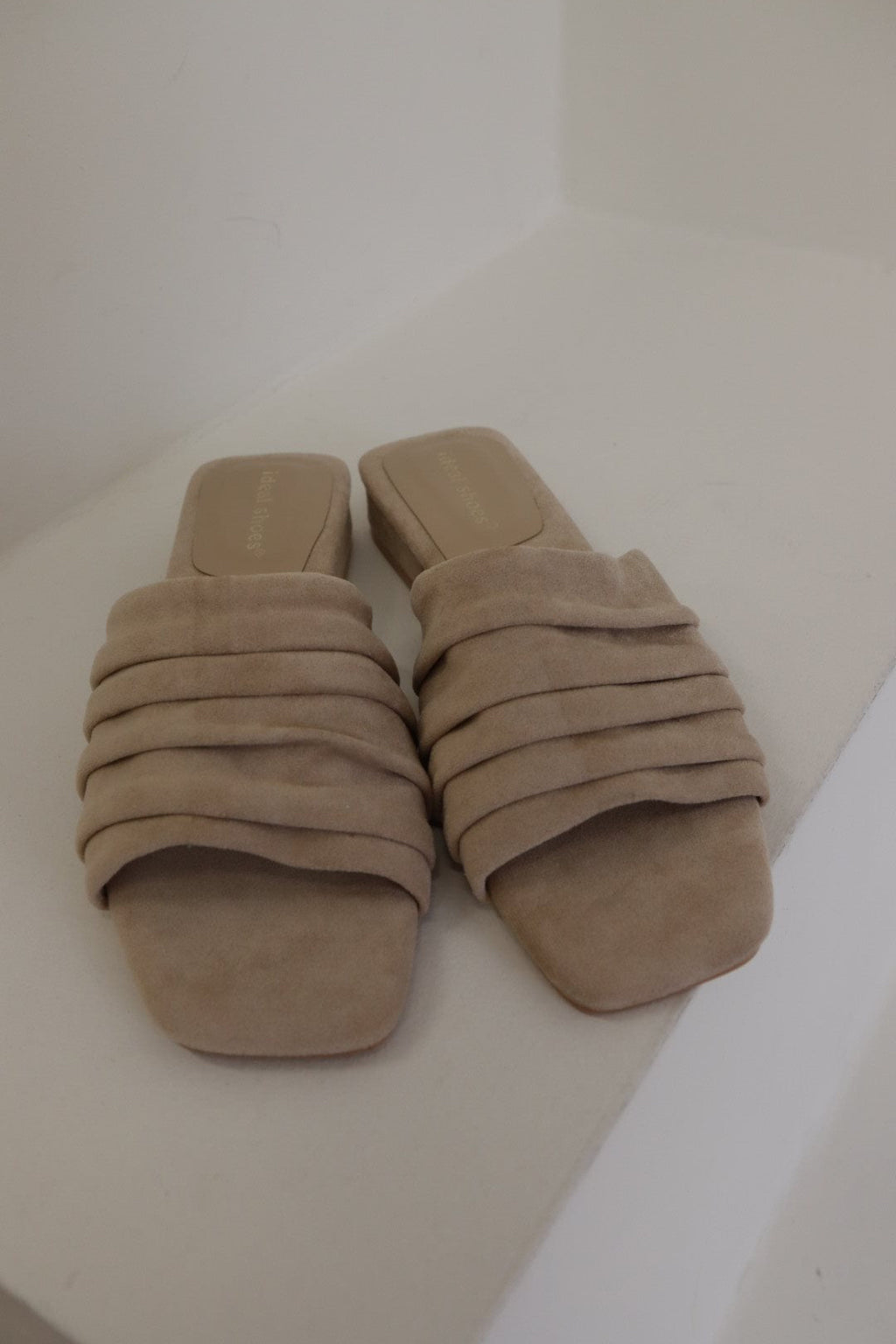 Muiltje  Lilia Beige