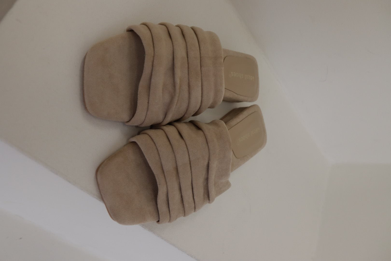 Muiltje  Lilia Beige