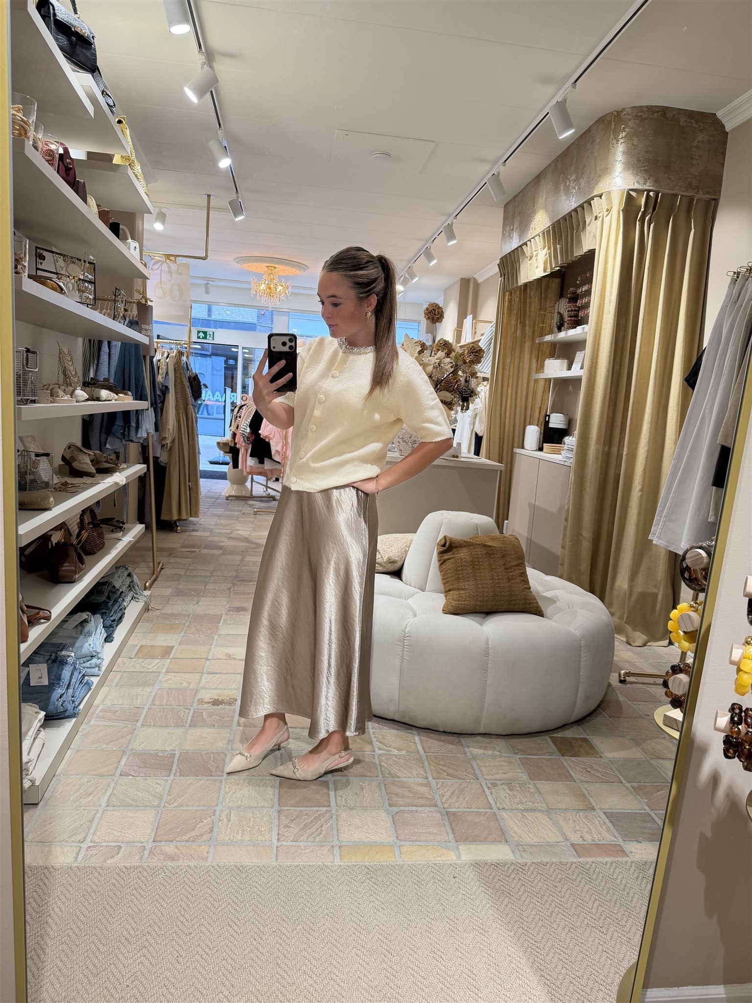 Rok Silvia Champagne