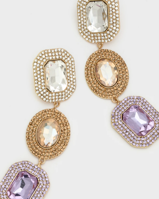 Lange oorbellen met champagne stenen