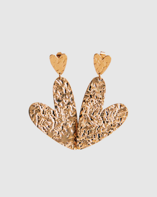 Statement oorbel dubbel hart gehamerd